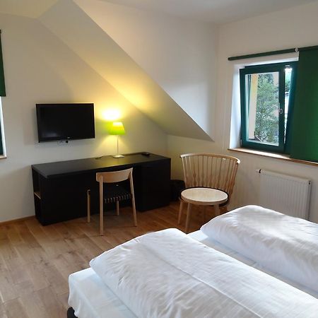 Hotel Agnes Bohdaneč エクステリア 写真